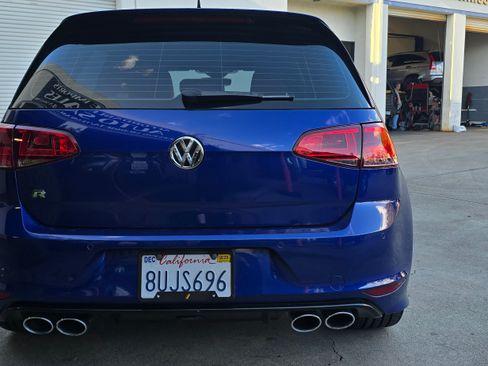 Used 2017 Volkswagen Golf R 20th Anniversary Edition image 43