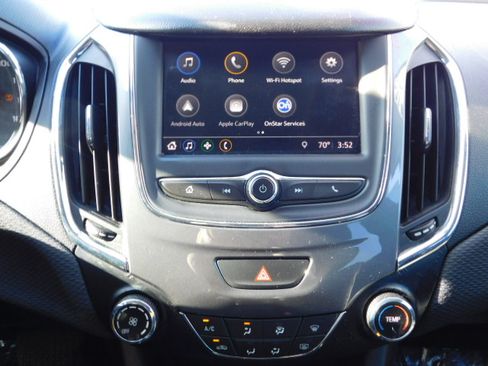 Used 2019 Chevrolet Cruze LS image 14