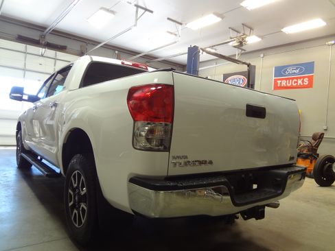 Used 2007 Toyota Tundra 2WD CrewMax SR5 image 5