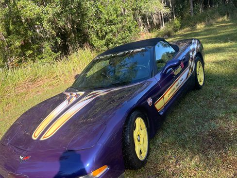 Used 1998 Chevrolet Corvette image 4