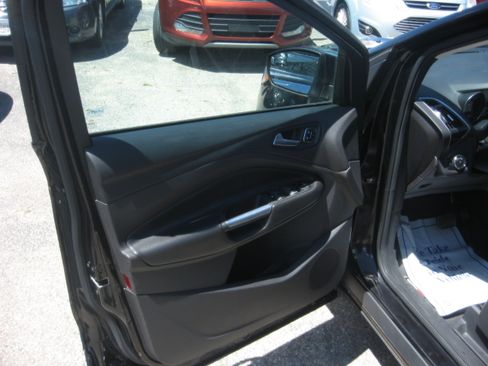 Used 2013 Ford Escape 4WD SEL image 8