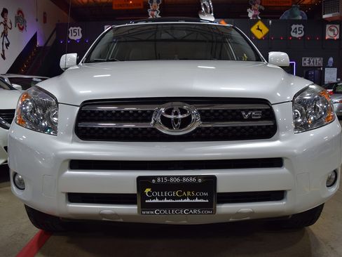 Used 2008 Toyota RAV4 Limited image 10