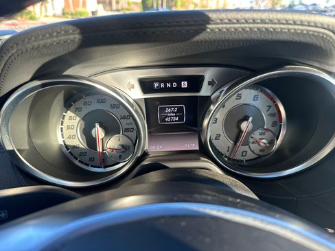 Used 2013 Mercedes-Benz SL 550 image 32