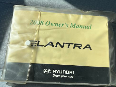 Used 2008 Hyundai Elantra image 16