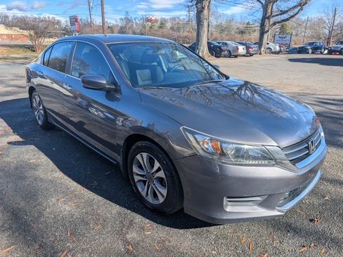 Used 2015 Honda Accord LX image 4