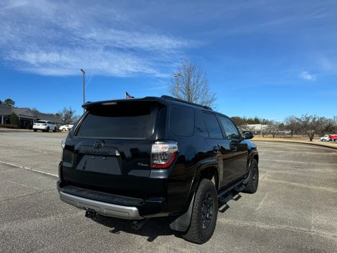 Used 2023 Toyota 4Runner TRD Off-Road Premium image 6