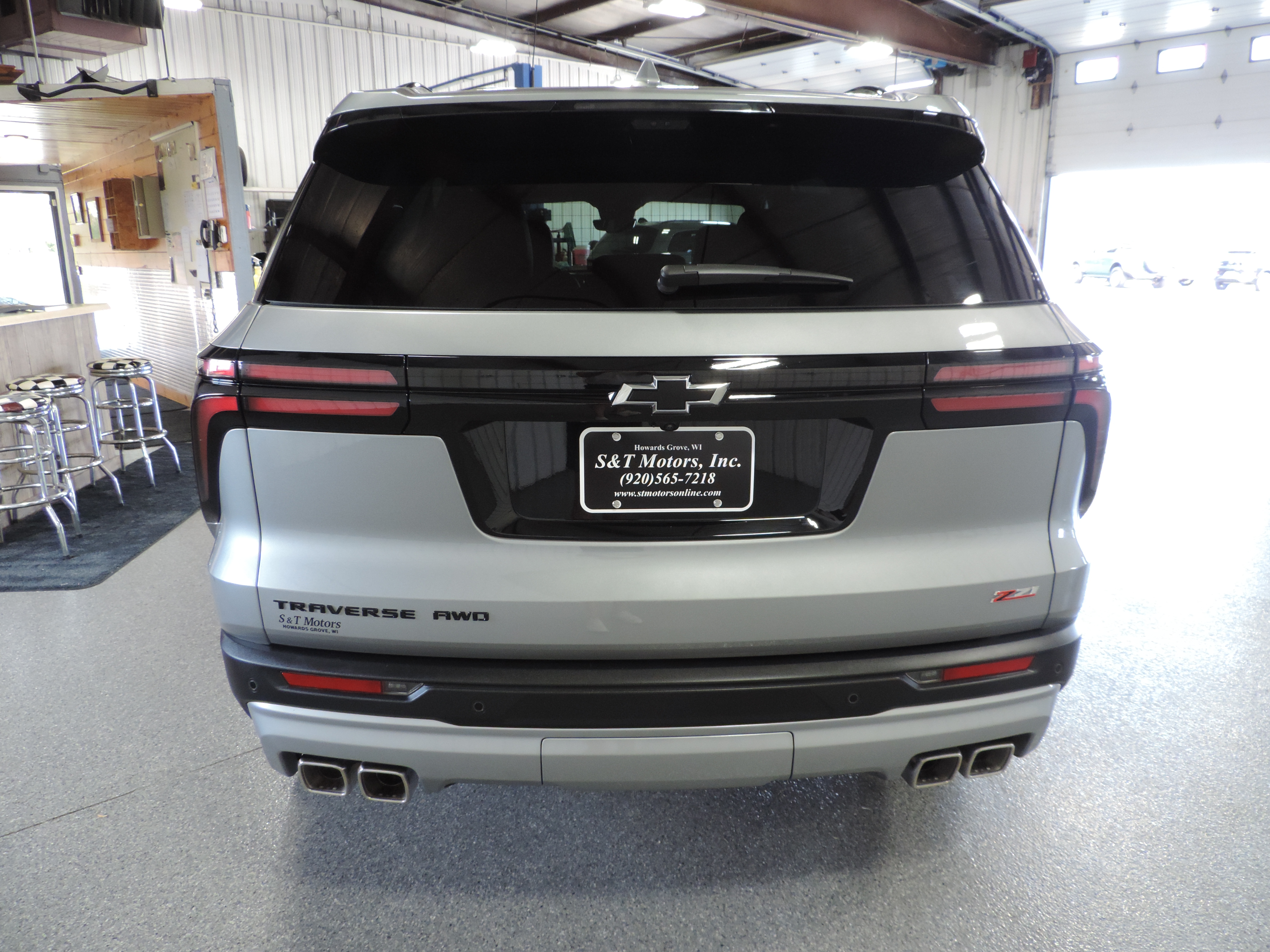 Used 2026 Chevrolet Traverse AWD Z71 image 18