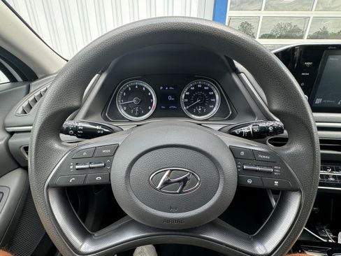 Used 2022 Hyundai Sonata SE FWD image 17