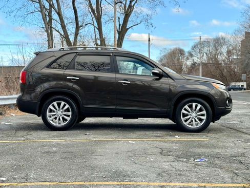 Used 2011 Kia Sorento EX image 6