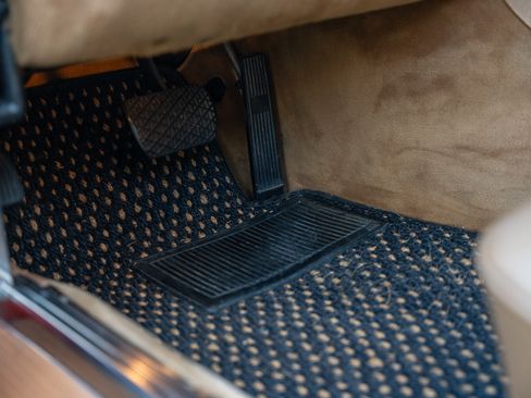 Used 1987 Mercedes-Benz 560 SL image 49