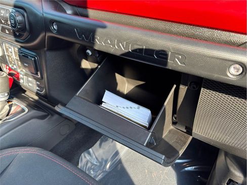 Used 2023 Jeep Wrangler Unlimited Rubicon image 42