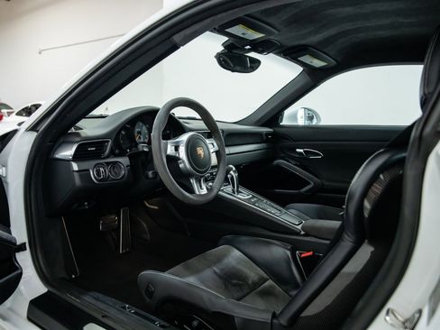 Used 2015 Porsche 911 GT3 image 10