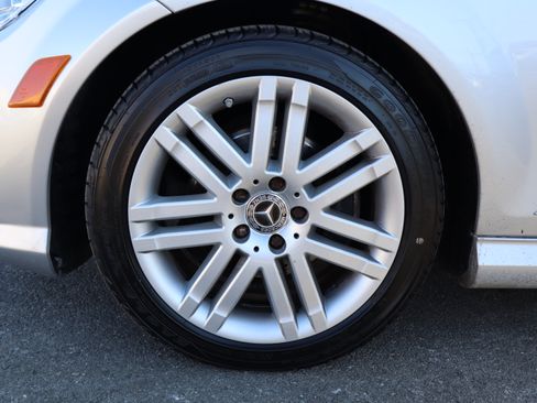 Used 2009 Mercedes-Benz C 300 image 30