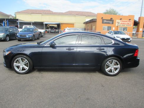Used 2017 Volvo S90 T5 Momentum Sedan 4D FWD image 1