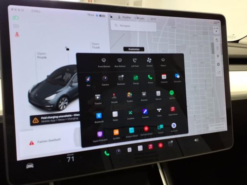 Used 2021 Tesla Model Y Long Range image 15