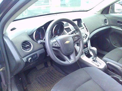 Used 2016 Chevrolet Cruze Limited Eco image 9