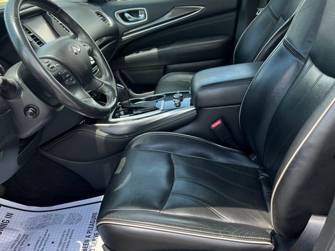 Used 2017 INFINITI QX60 Luxe FWD image 9