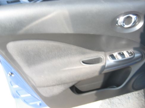 Used 2012 Nissan Juke AWD image 8