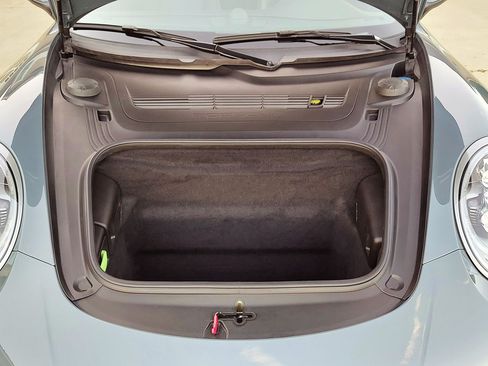 Used 2017 Porsche 911 Carrera 4S image 94