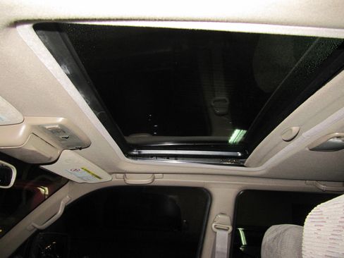 Used 1999 Toyota 4Runner SR5 Premium image 19