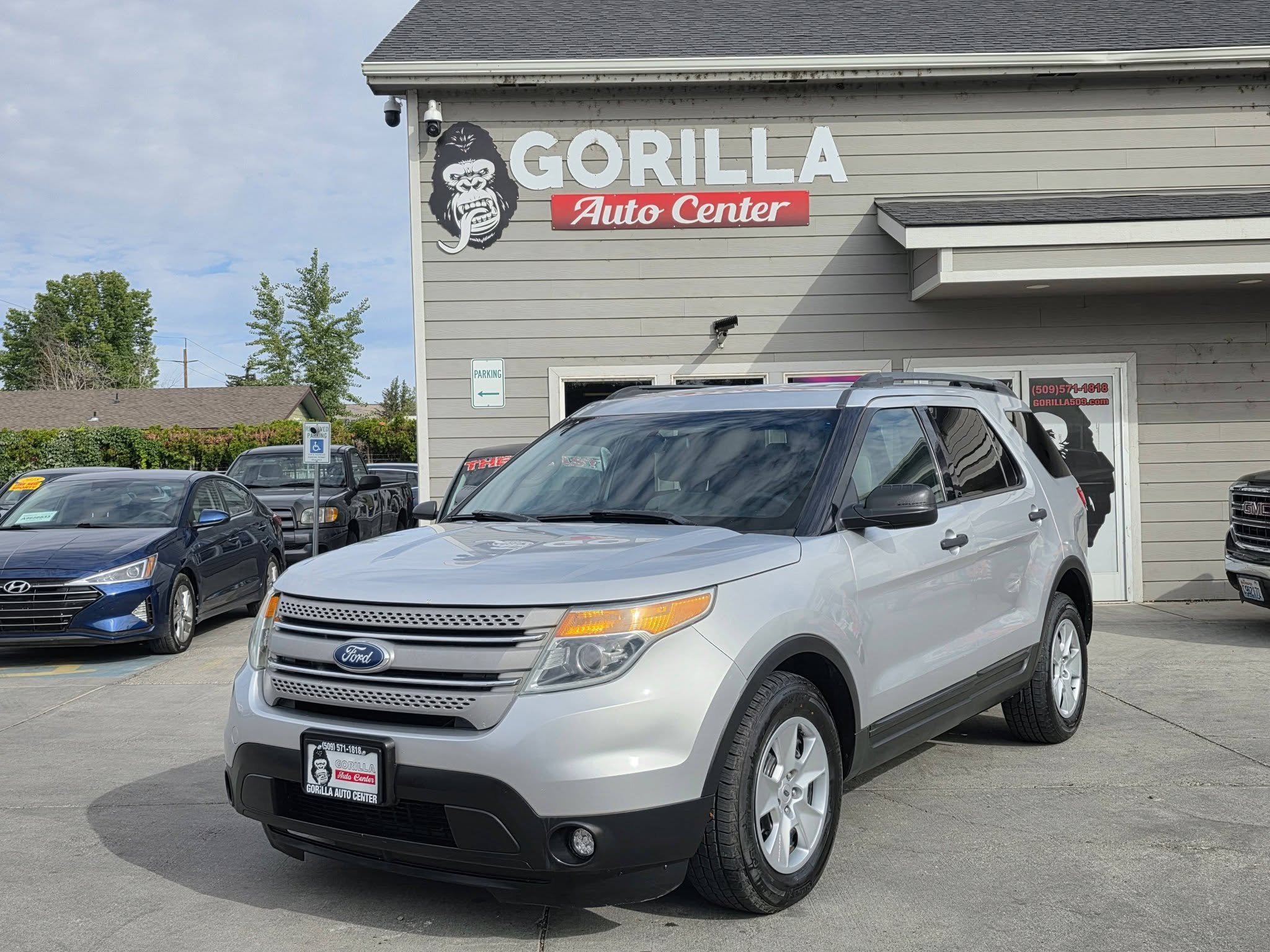 Used 2011 Ford Explorer 4WD image 3