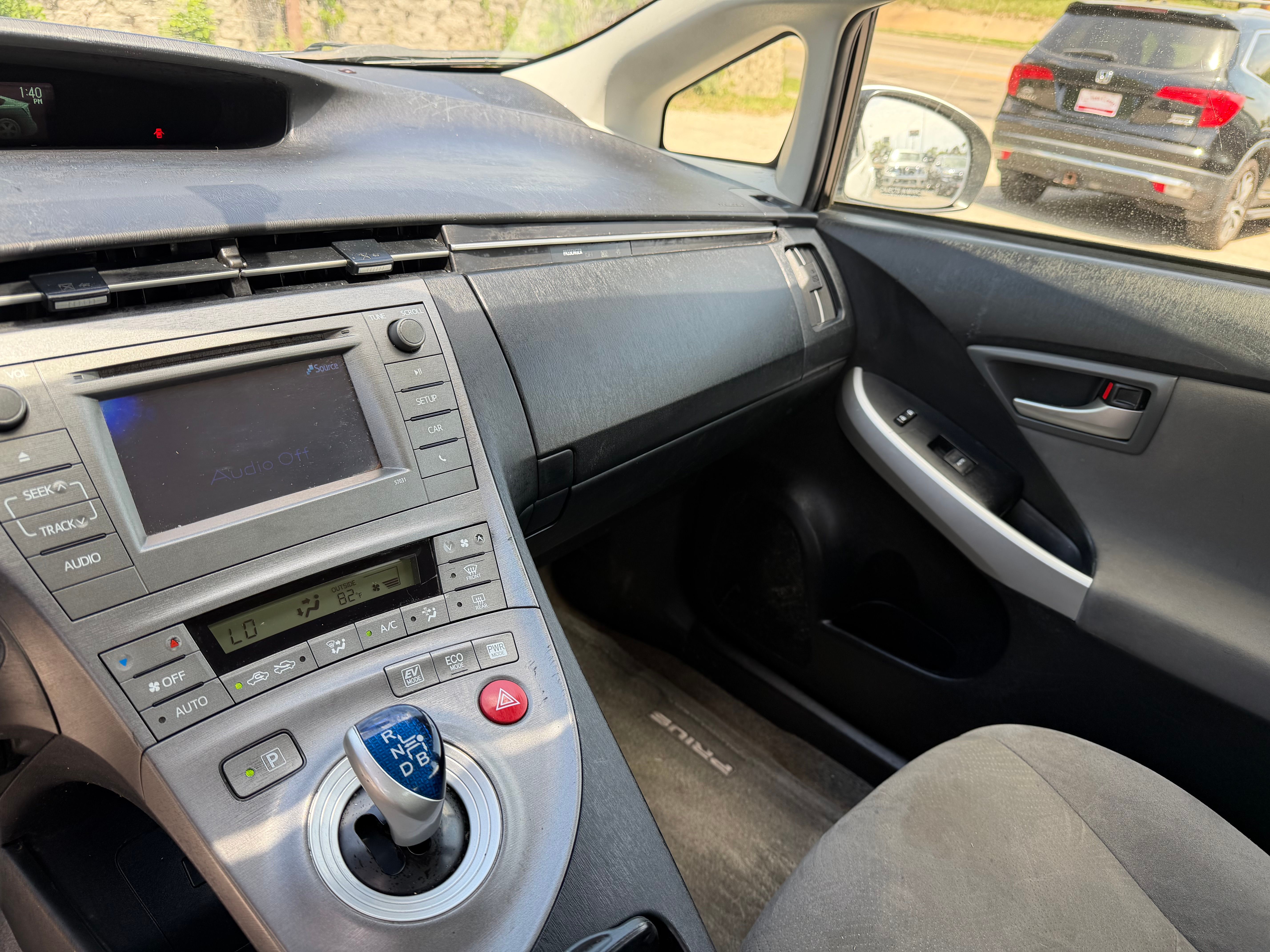 Used 2015 Toyota Prius Two Hatchback 4D FWD image 14