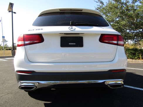 Used 2016 Mercedes-Benz GLC 300 image 4