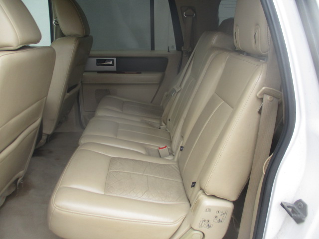 Used 2010 Ford Expedition EL 2WD image 8
