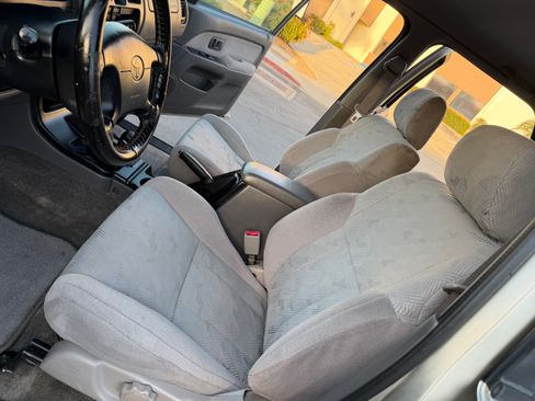 Used 2002 Toyota 4Runner SR5 image 18
