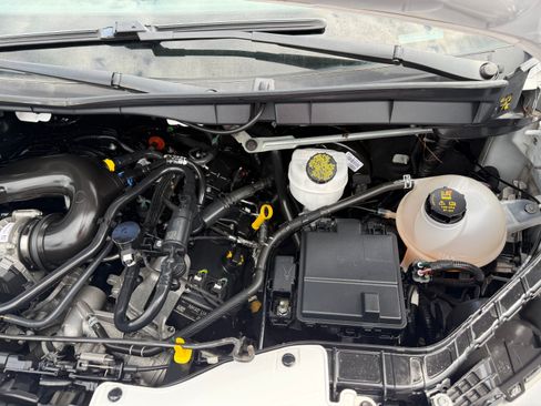 Used 2022 Ford Transit 250 Low Roof AWD image 24