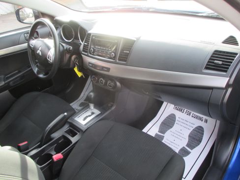 Used 2015 Mitsubishi Lancer ES image 4