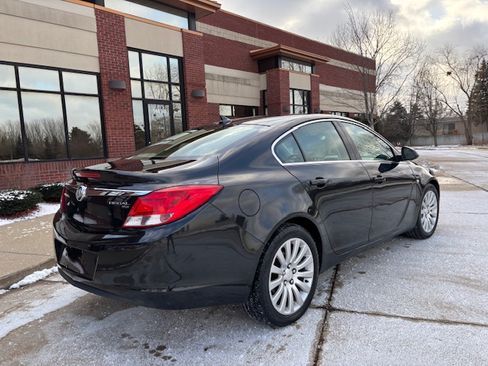 Used 2011 Buick Regal CXL image 3