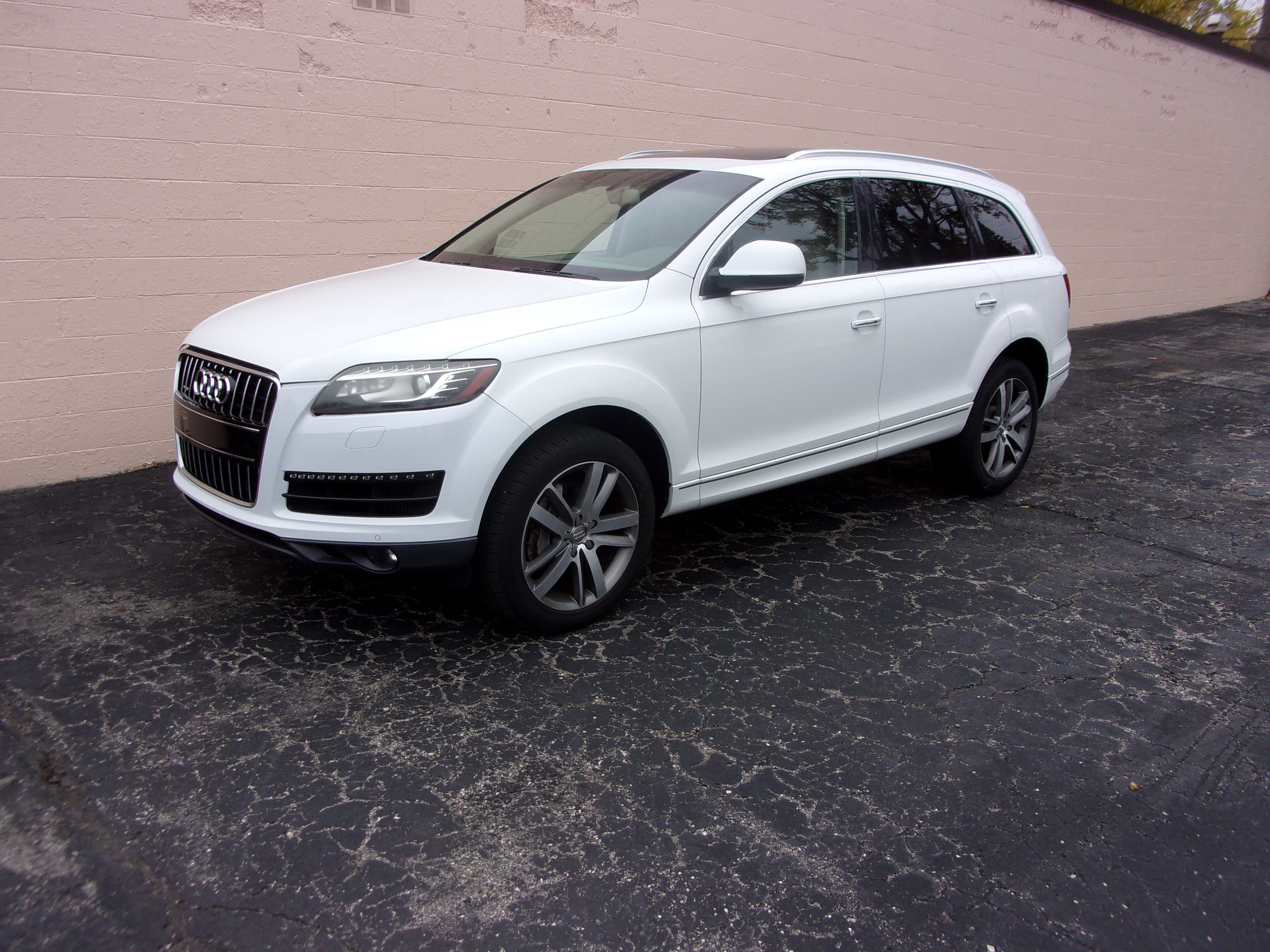 Used 2014 Audi Q7 TDI Premium Plus AWD/4WD image 1