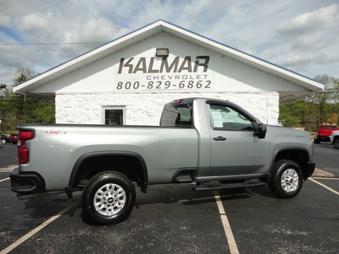 Used 2024 Chevrolet Silverado 2500 W/T image 6