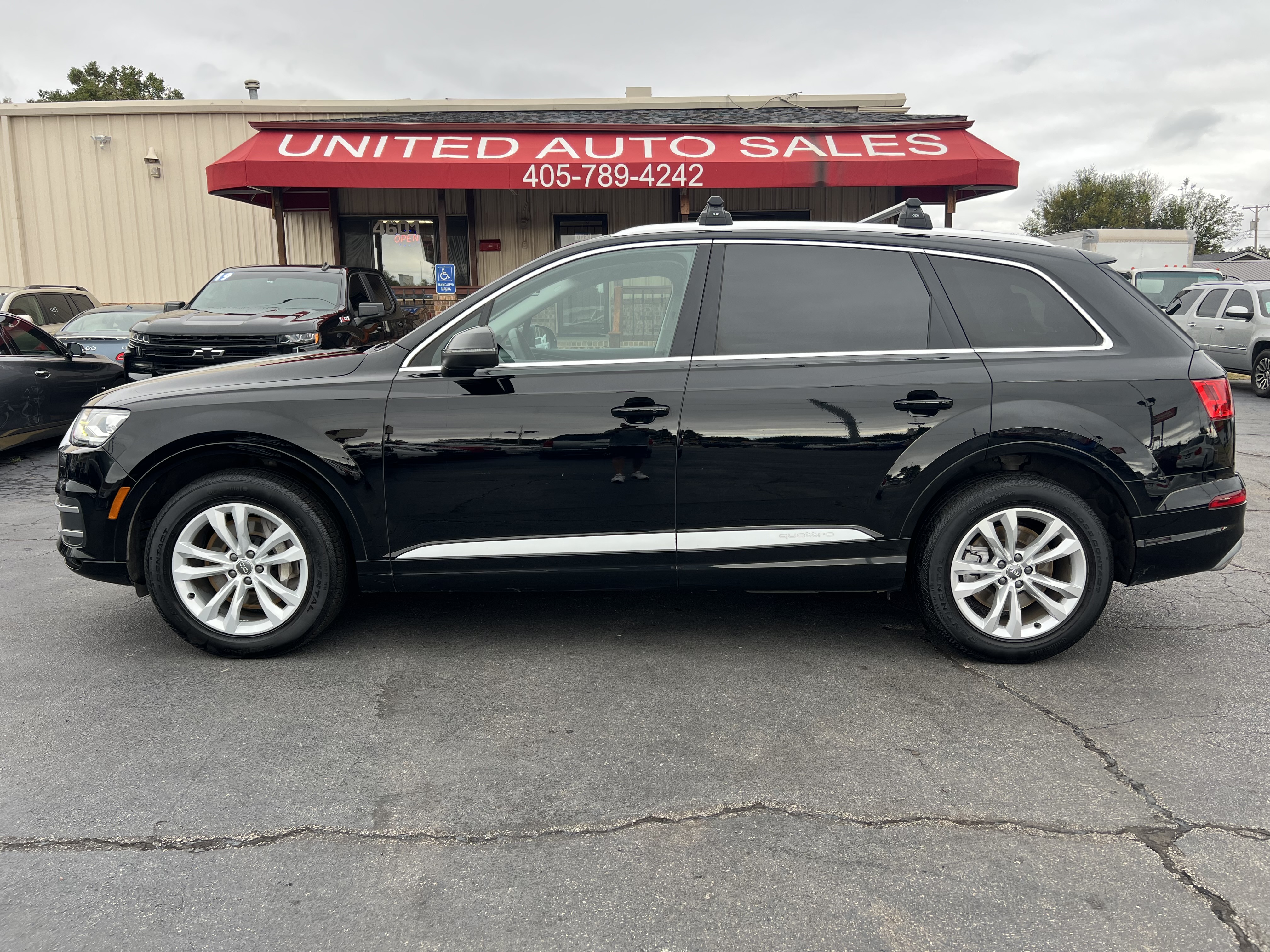 Used 2017 Audi Q7 3.0T Premium AWD/4WD image 1