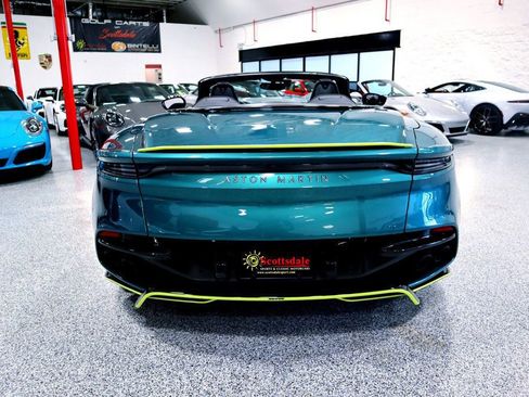 Used 2023 Aston Martin DBS image 19