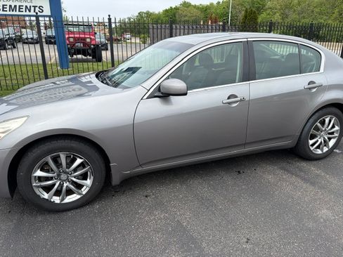 Used 2008 INFINITI G35 x Sedan AWD/4WD image 2