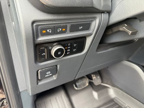 Used 2023 Ford F150 4x4 SuperCrew image 30