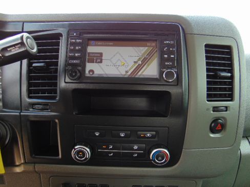 Used 2017 Nissan NV 2500 SL image 16