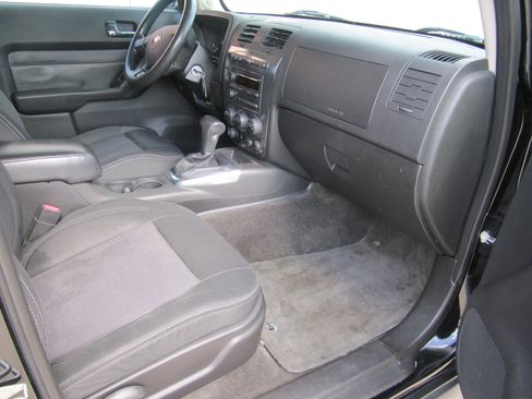 Used 2007 HUMMER H3 Luxury w/ APPEARANCE PACKAGE AWD/4WD image 14