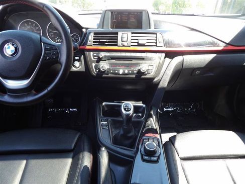 Used 2013 BMW 328i w/ Sport Line RWD image 18