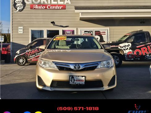 Used 2012 Toyota Camry LE image 2