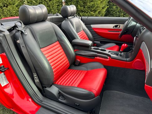 Used 2002 Ford Thunderbird image 40