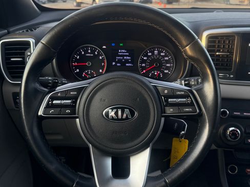 Used 2021 Kia Sportage S image 14