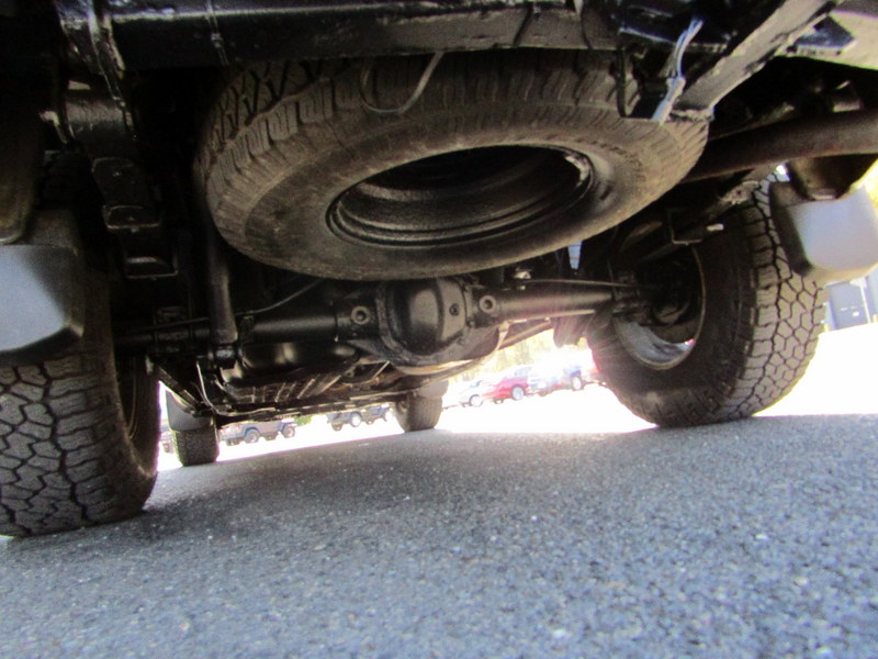 Used 2014 Nissan Frontier 4x4 Crew Cab PRO-4X image 9