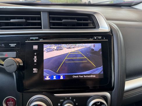 Used 2015 Honda Fit EX image 36