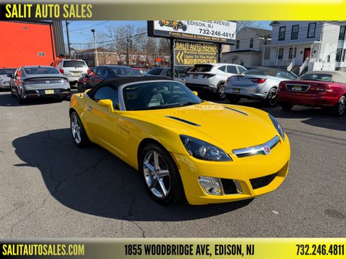 Used 2007 Saturn Sky Red Line image 1