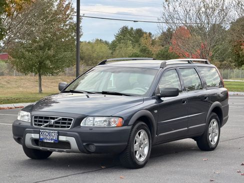 Used 2005 Volvo XC70 image 7