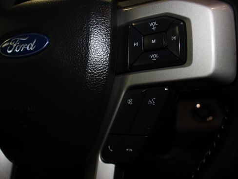 Used 2019 Ford F250 4x4 Crew Cab Limited image 34
