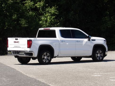 Used 2026 GMC Sierra 1500 4x4 Crew Cab SLT image 7